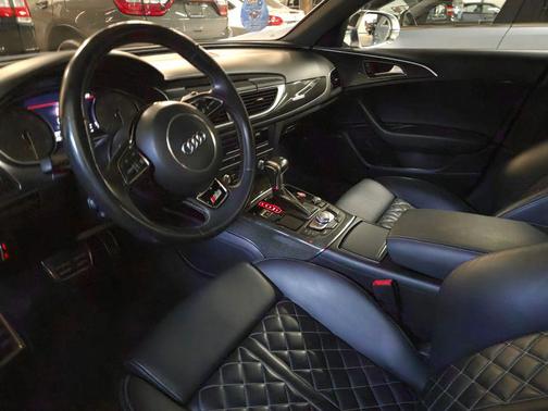 2013 Audi S6 4.0T Prestige
