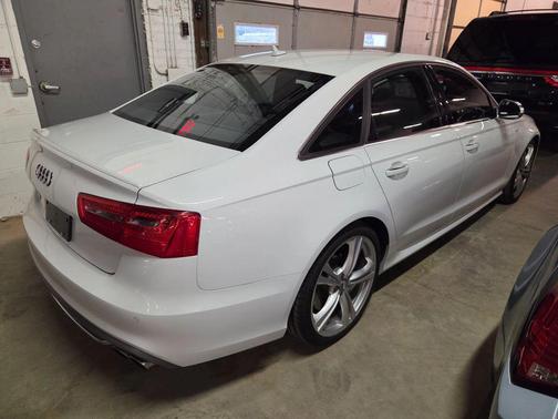 2013 Audi S6 4.0T Prestige