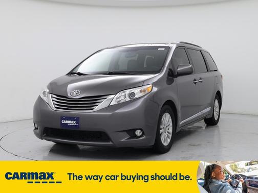 2017 Toyota Sienna XLE