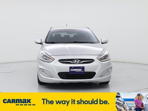 2014 Hyundai Accent SE