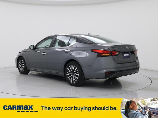 2024 Nissan Altima SV