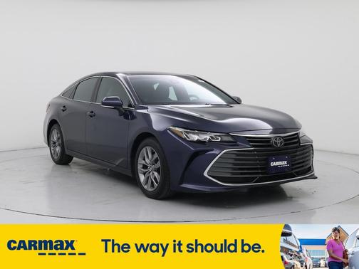 2019 Toyota Avalon XLE