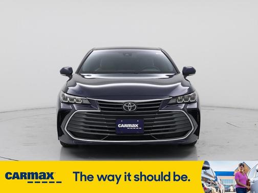 2019 Toyota Avalon XLE