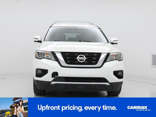 2017 Nissan Pathfinder SL