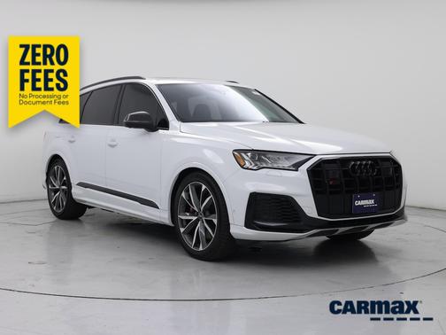 White 2023 Audi SQ7 Prestige