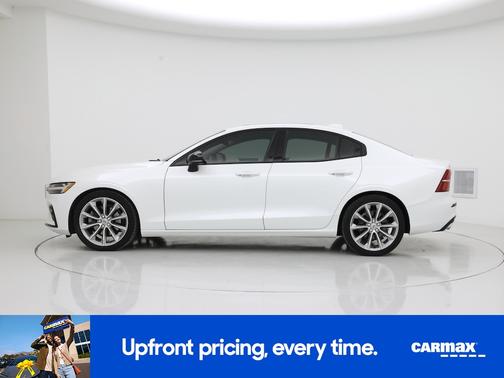 2021 Volvo S60 T5 Momentum