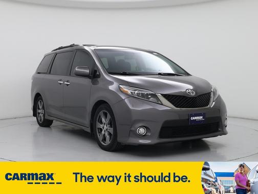 2017 Toyota Sienna SE