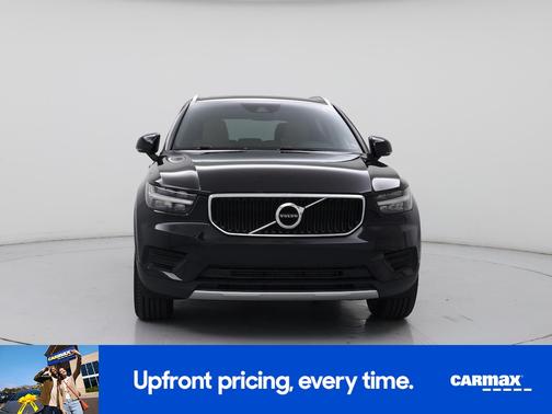 2020 Volvo XC40 T5 Momentum