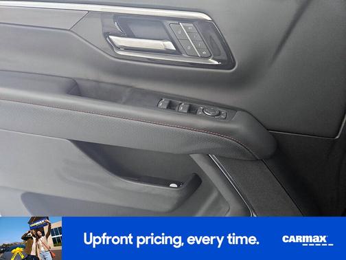 2025 Chevrolet Suburban RST