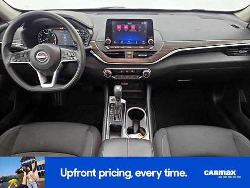 2024 Nissan Altima SV