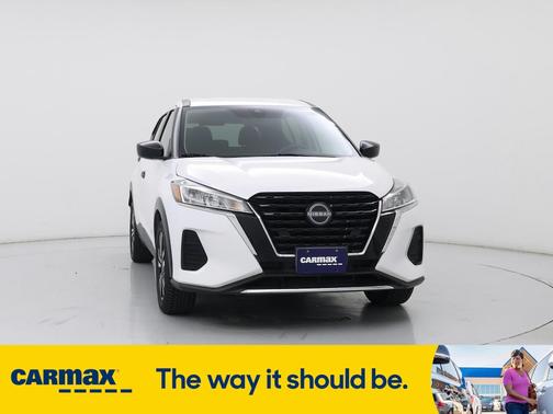 2022 Nissan Kicks S