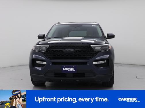 Blue 2022 Ford Explorer XLT