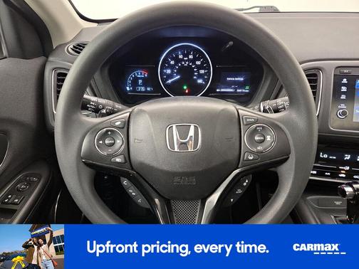 White 2019 Honda HR-V EX