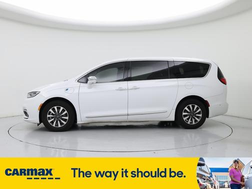 2022 Chrysler Pacifica Hybrid Limited
