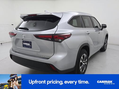 2025 Toyota Highlander XLE