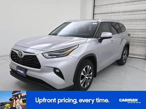 2025 Toyota Highlander XLE