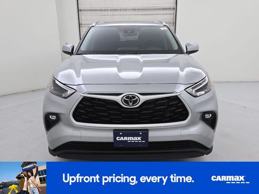 2025 Toyota Highlander XLE