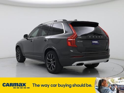 2018 Volvo XC90 T6 Momentum