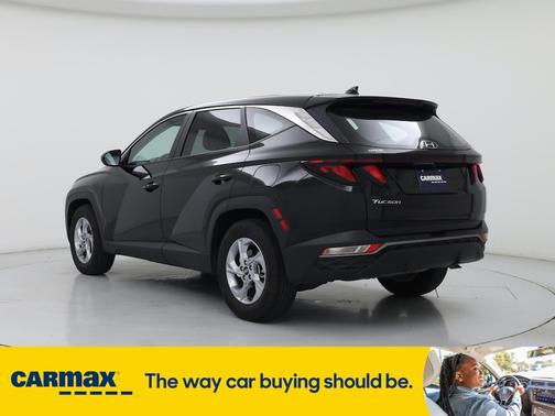 2023 Hyundai TUCSON SE