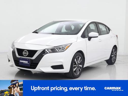 2022 Nissan Versa SV