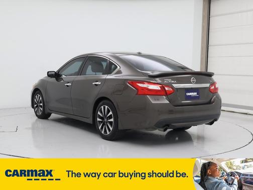 2016 Nissan Altima SV