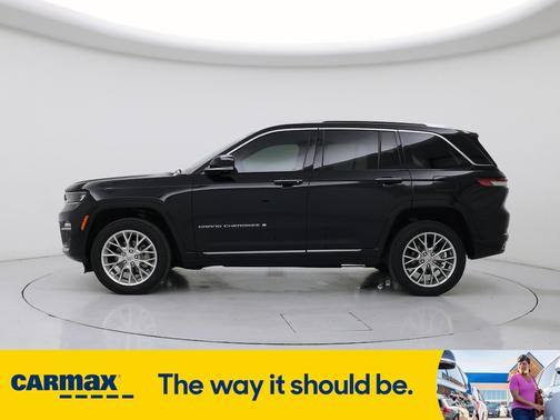 2022 Jeep Grand Cherokee Summit