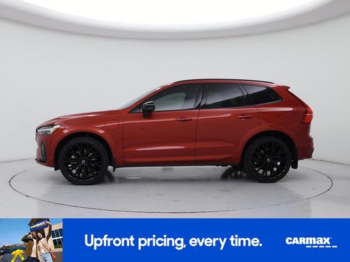 2022 Volvo XC60 Recharge Plug-In Hybrid T8 R-Design