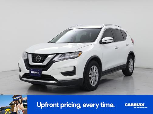 White 2019 Nissan Rogue SV
