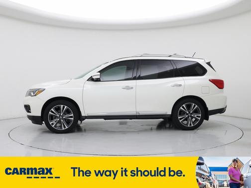 2017 Nissan Pathfinder Platinum