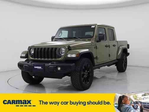 2025 Jeep Gladiator Nighthawk