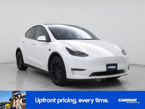 White 2023 Tesla Model Y