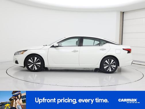 2022 Nissan Altima SV