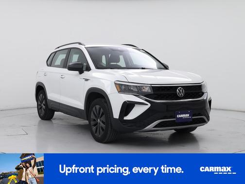 2024 Volkswagen Taos SE Black Edition