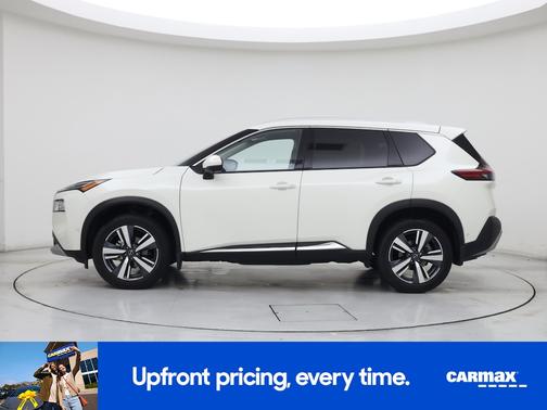 White 2023 Nissan Rogue Platinum