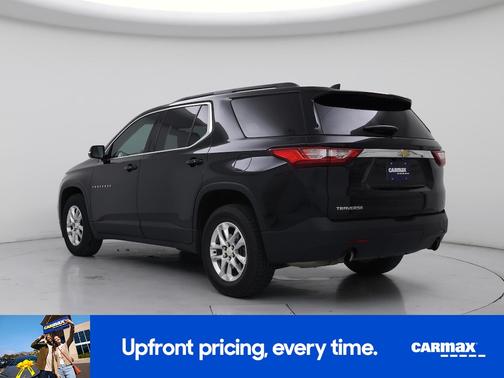 Black 2020 Chevrolet Traverse LT Cloth
