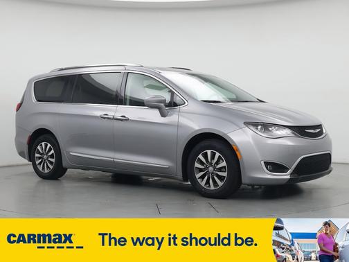 2018 Chrysler Pacifica Hybrid Touring L