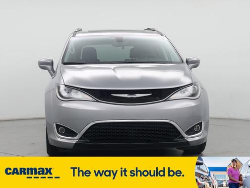 2018 Chrysler Pacifica Hybrid Touring L