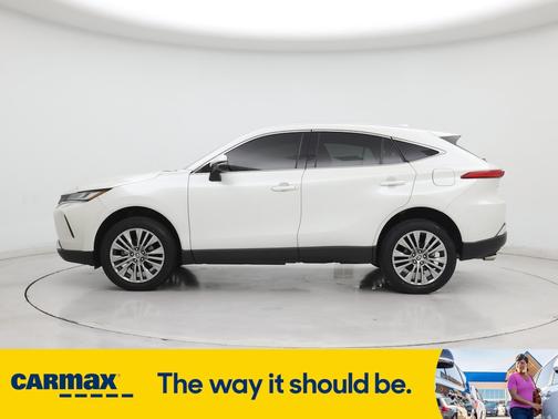 2022 Toyota Venza XLE