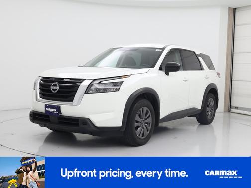 2024 Nissan Pathfinder S