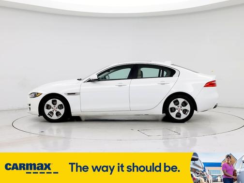2018 Jaguar XE