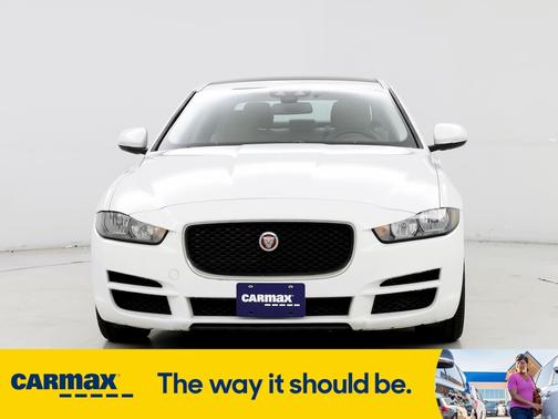 2018 Jaguar XE