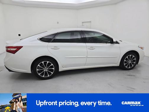 2018 Toyota Avalon XLE