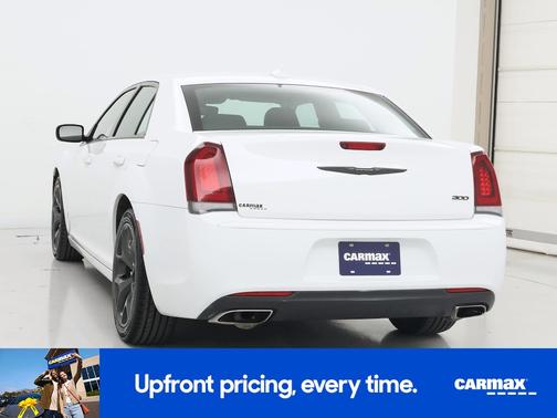 2023 Chrysler 300 Touring