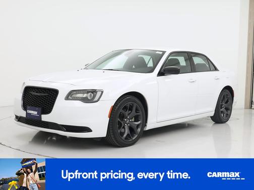 2023 Chrysler 300 Touring