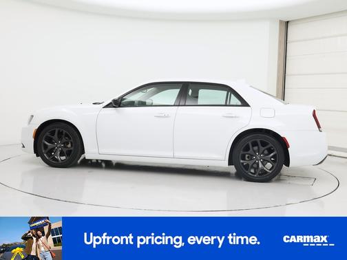 2023 Chrysler 300 Touring