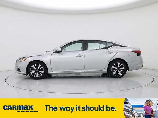 2022 Nissan Altima SV