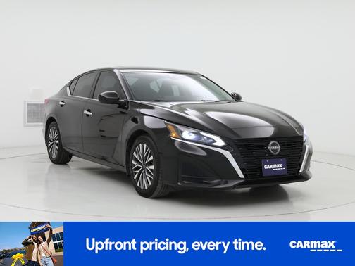 2023 Nissan Altima SV