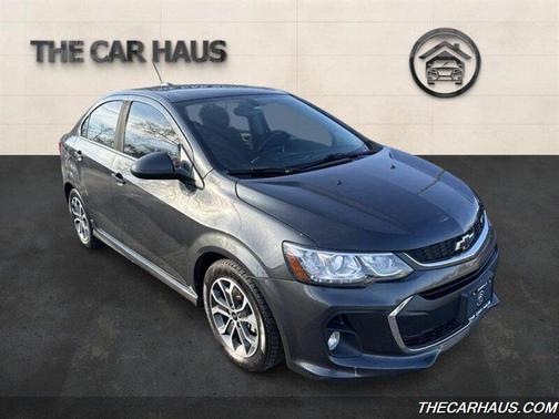 2020 Chevrolet Sonic FWD Sedan LT