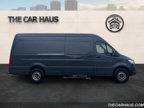 2019 Mercedes-Benz Sprinter 2500 Standard Roof