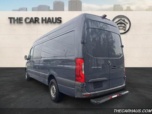 2019 Mercedes-Benz Sprinter 2500 Standard Roof
